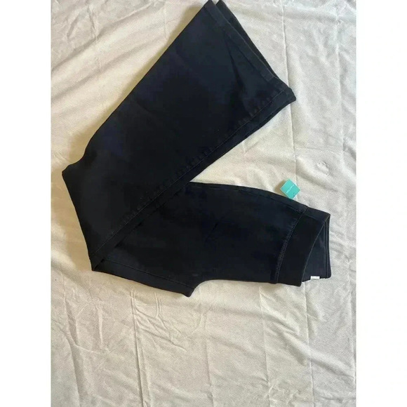 M Jeans Pull on High Rise Flare by Maurices size XS NWT Sold Out Online - Picture 2 of 6